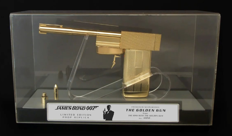 Name:  THE-MAN-WITH-THE-GOLDEN-GUN-James-Bond-007-Golden-Gun-Prop-Replica-Factory-Entertainment.jpg
Views: 3948
Size:  72.5 KB
