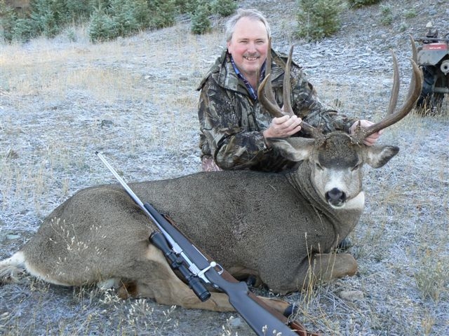 Name:  Dad's Big Mule Deer 4X4 2007 (10).JPG
Views: 328
Size:  250.5 KB