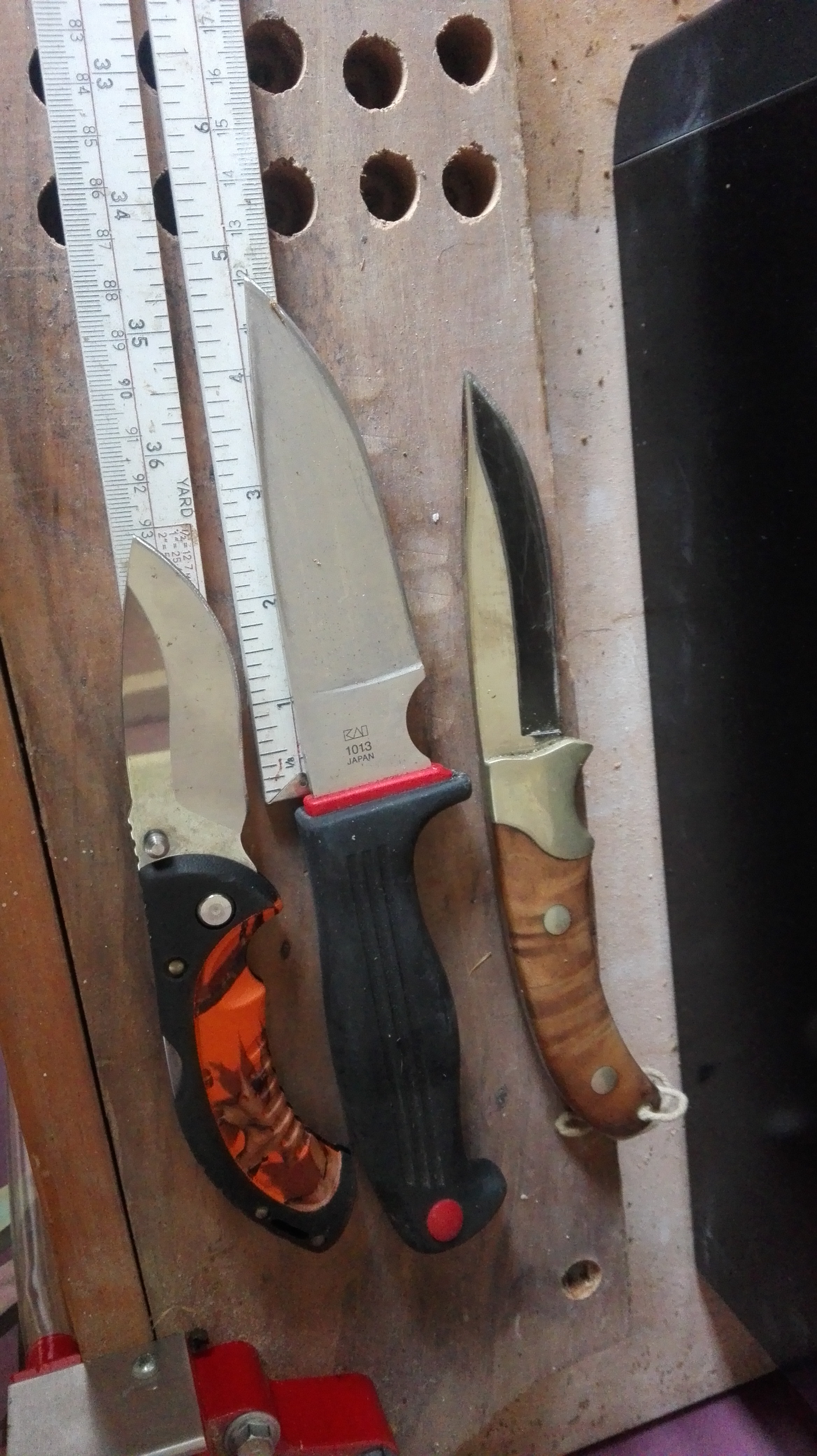 Name:  knives.jpg
Views: 619
Size:  2.94 MB
