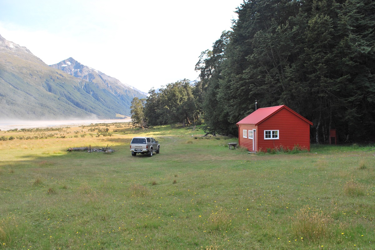 Name:  Red Hut.JPG
Views: 2210
Size:  393.7 KB