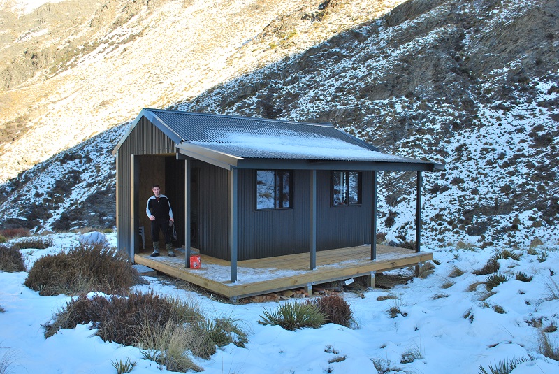 Name:  New Hut.JPG
Views: 2434
Size:  304.6 KB