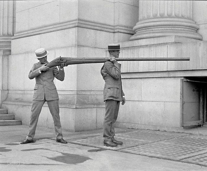 Name:  gun.jpg
Views: 581
Size:  71.3 KB