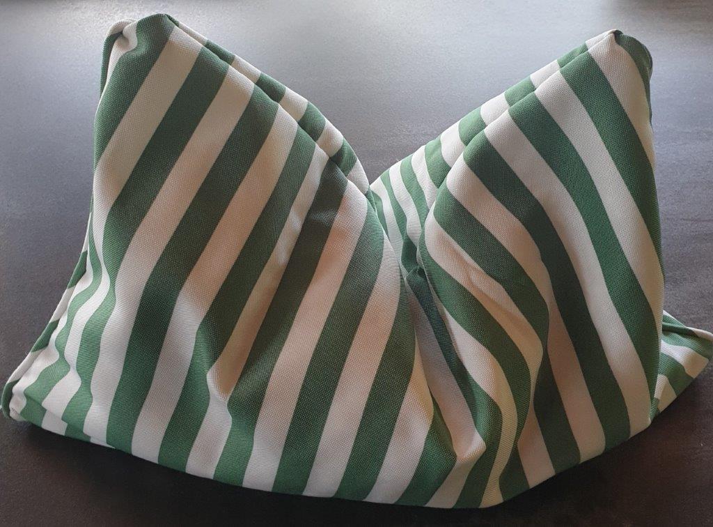 Name:  RearBagRest2.jpg
Views: 514
Size:  133.5 KB