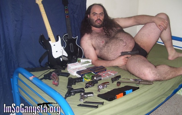 Name:  guitar-redneck-gansta-redneck-guitar-gun-gangsta-1291577260.jpg
Views: 3729
Size:  68.0 KB