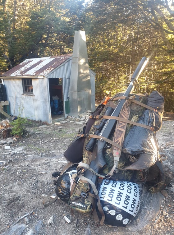 Name:  Timaru creek hut & pack.jpg
Views: 1199
Size:  129.8 KB