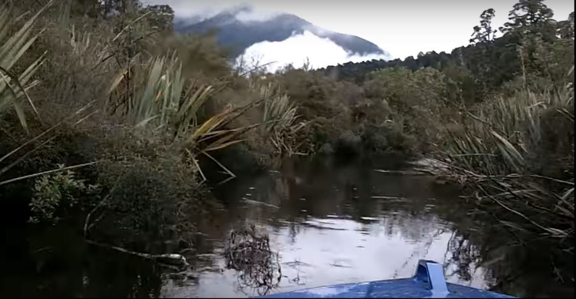 Name:  Bach Jet Boat Pushing into Tiger Country(1).jpg
Views: 1012
Size:  95.8 KB