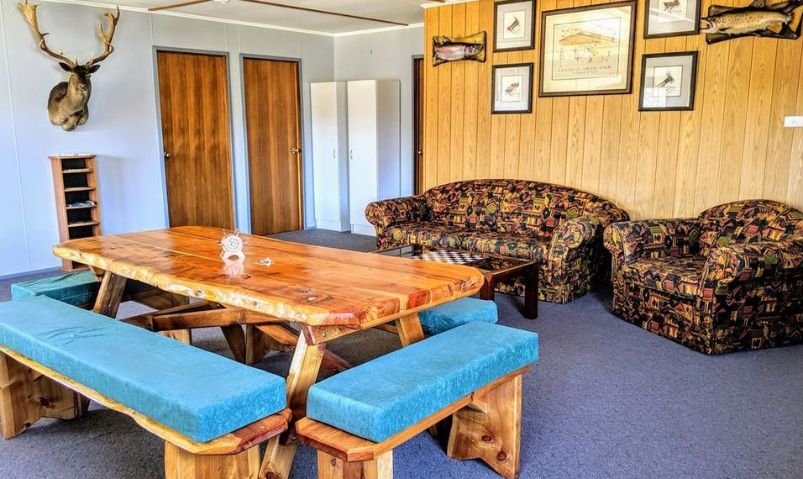 Name:  Bach Living Room  .jpg
Views: 216
Size:  91.4 KB