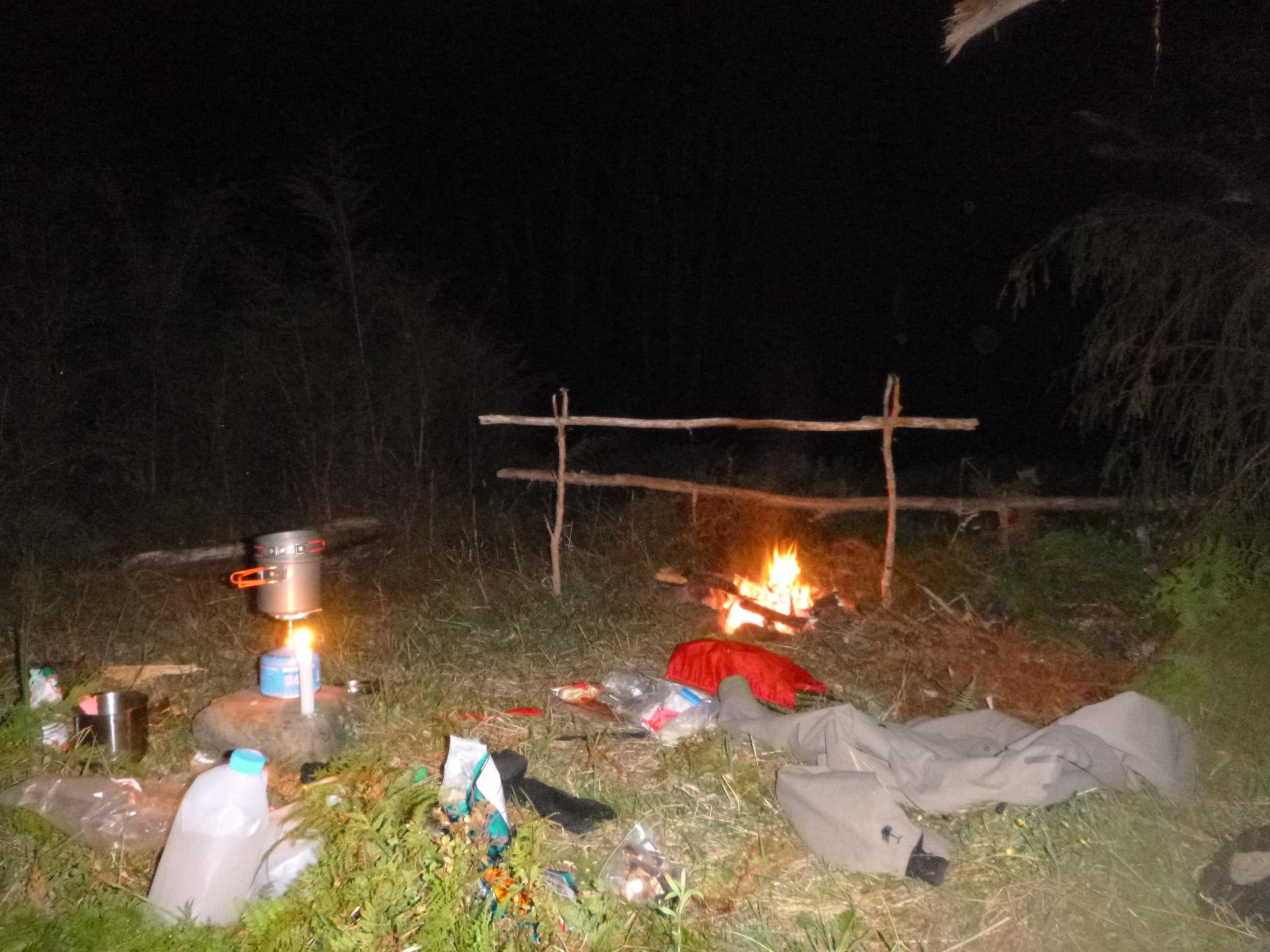 Name:  13 - Sunday Fly camp.jpg
Views: 792
Size:  444.8 KB
