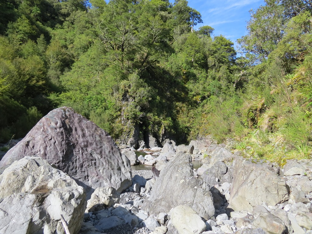 Name:  Bolders in river.JPG
Views: 2303
Size:  406.1 KB