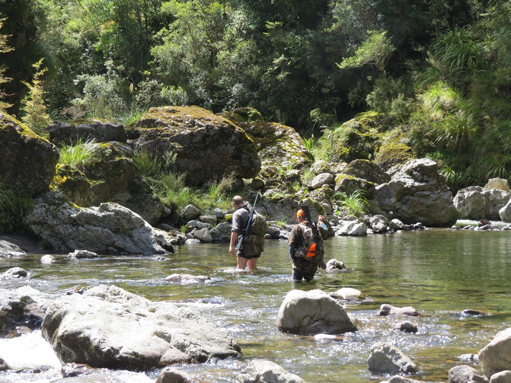 Name:  Pete and Bev crossing river.JPG
Views: 2113
Size:  383.2 KB