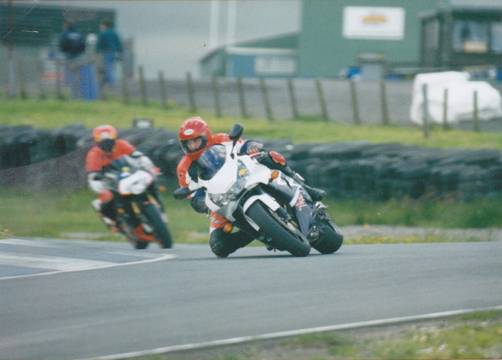 Name:  Fireblade 2002.jpg
Views: 273
Size:  222.5 KB