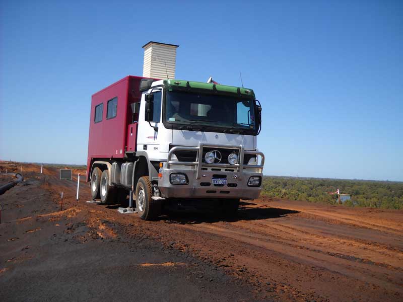 Name:  22-tonne-truck-rig-merc-04.jpg
Views: 647
Size:  40.1 KB