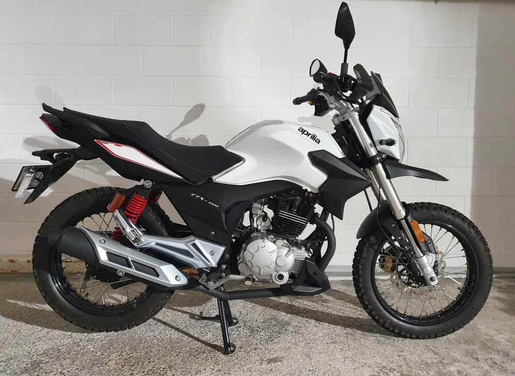 Name:  Aprillia ETX150 (Medium).jpg
Views: 343
Size:  222.6 KB