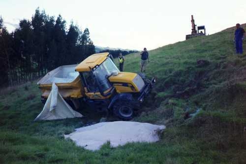 Name:  9 Bit of shovelling to be done.JPG
Views: 569
Size:  62.6 KB