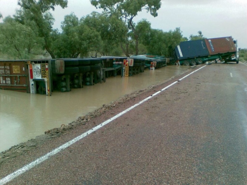 Name:  washing a road train.jpg
Views: 2526
Size:  145.0 KB