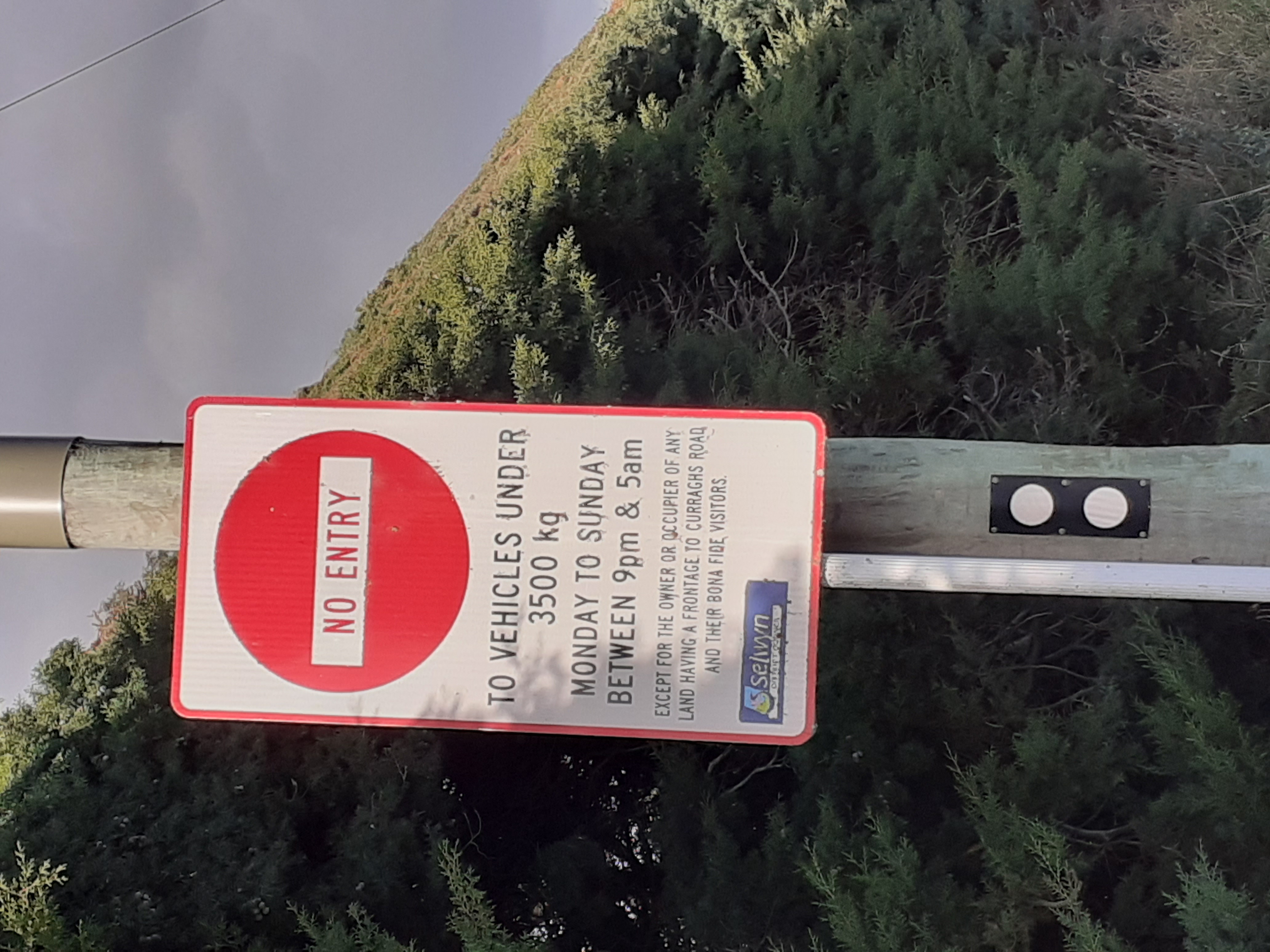 Name:  Selwyn rd sign.jpg
Views: 513
Size:  1.75 MB