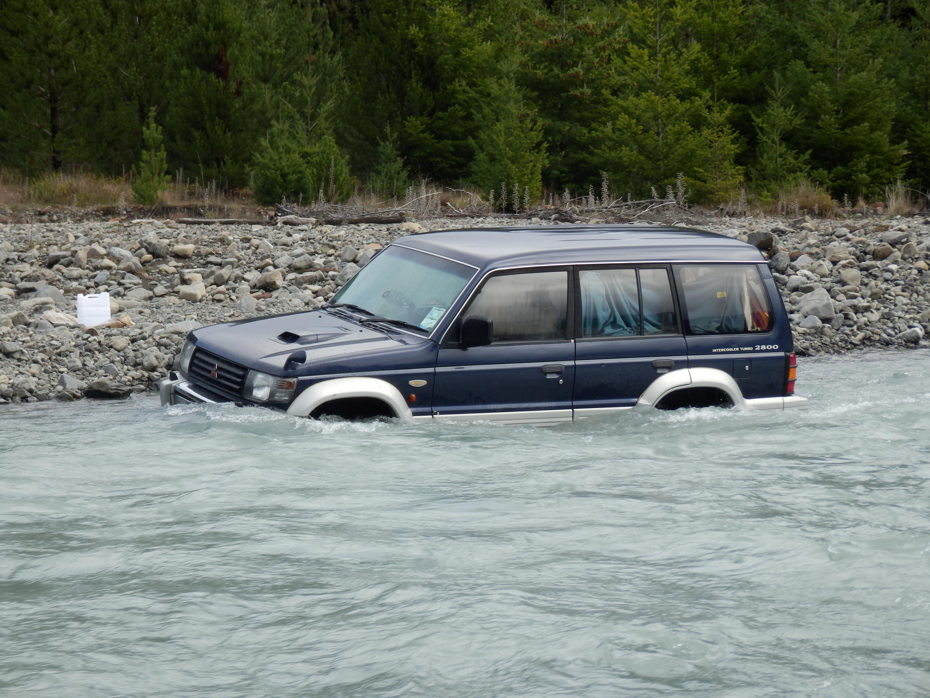 Name:  P5273370.jpg
Views: 760
Size:  1.06 MB
