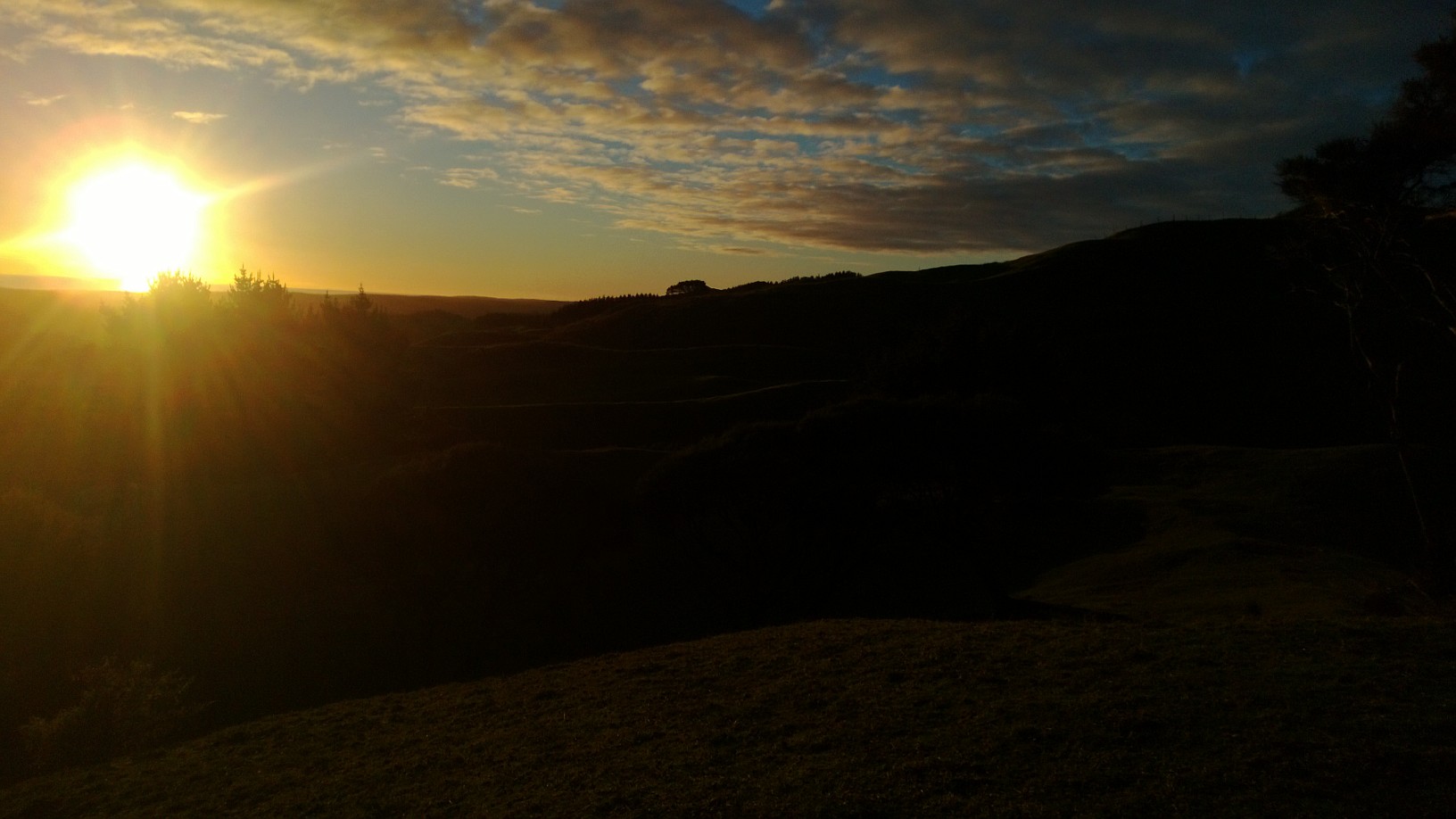 Name:  sundown2.jpg
Views: 248
Size:  204.8 KB
