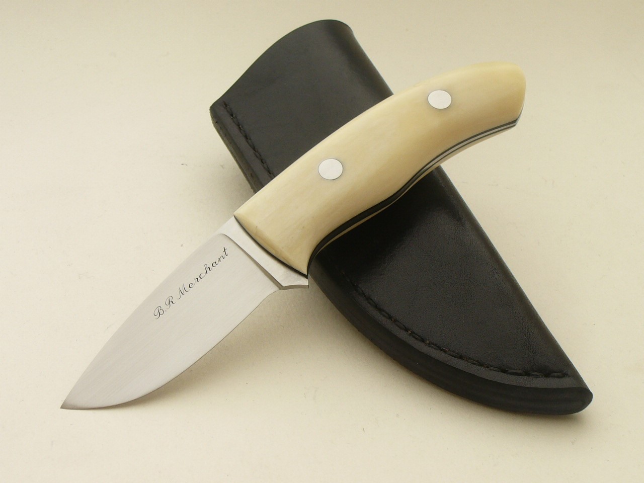 Name:  Ivory handled knife.jpg
Views: 693
Size:  172.7 KB