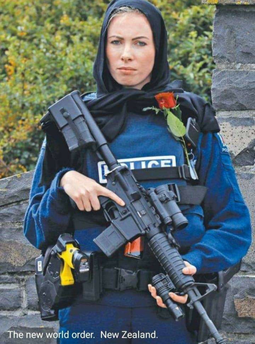 Name:  107940d1553663108-police-gear-set-up-bit-od-thisone.jpg
Views: 987
Size:  408.1 KB