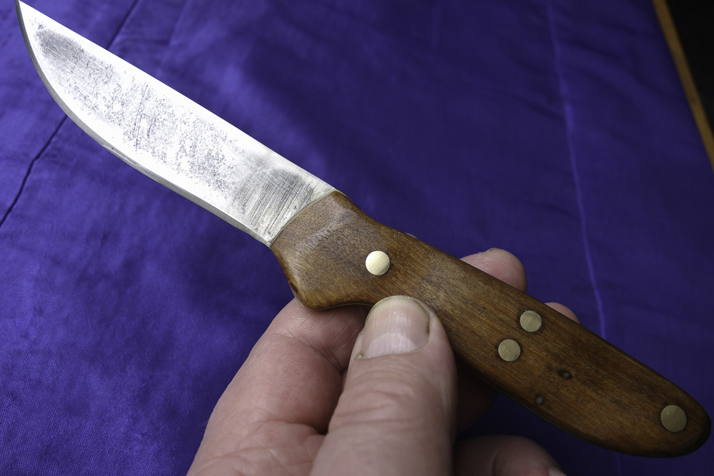 Name:  oak hunting knife 9-3-20-2.jpg
Views: 526
Size:  383.8 KB
