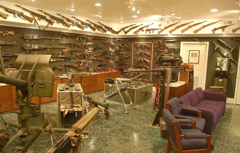 Name:  Andys gun room.jpg
Views: 298
Size:  111.6 KB