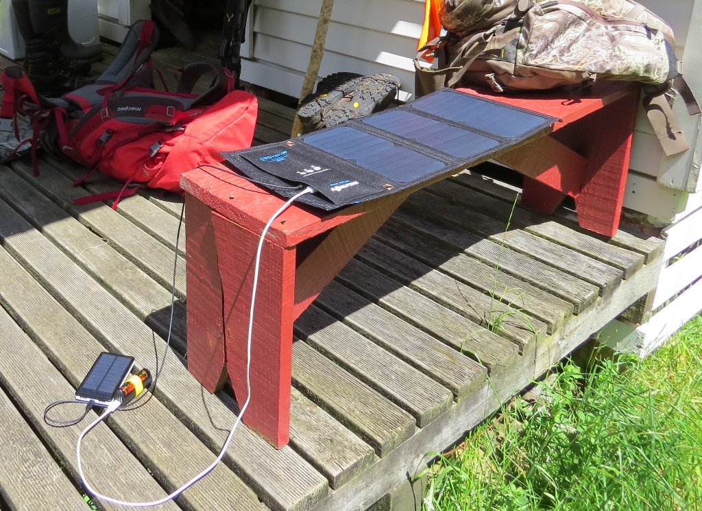 Name:  Hut deck solar charger - Copy.JPG
Views: 1171
Size:  341.1 KB