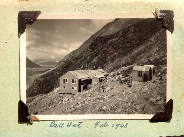 Name:  Ball hut.jpg
Views: 664
Size:  275.9 KB