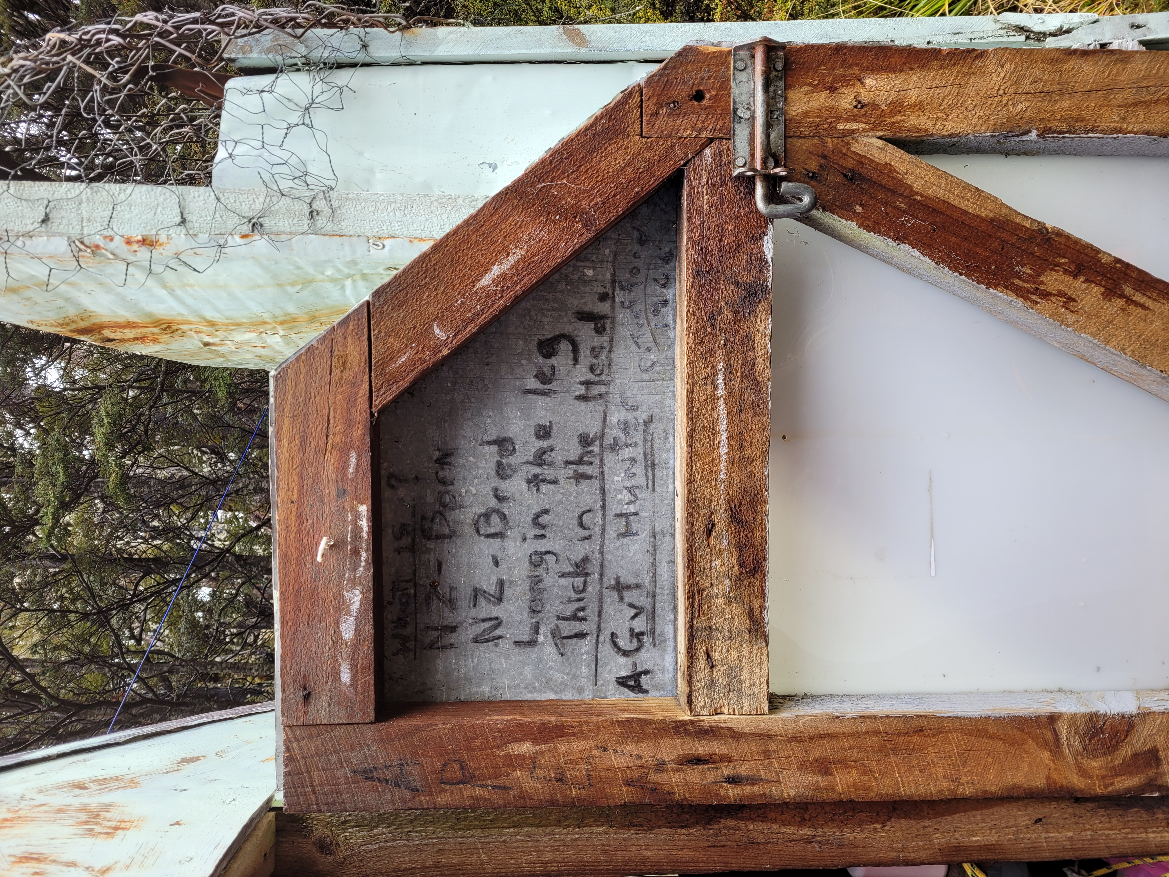 Name:  Burn Creek hut door.jpg
Views: 781
Size:  4.62 MB