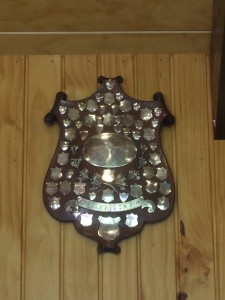 Name:  clubrooms_anderson_shield-225x300.jpg
Views: 216
Size:  18.1 KB