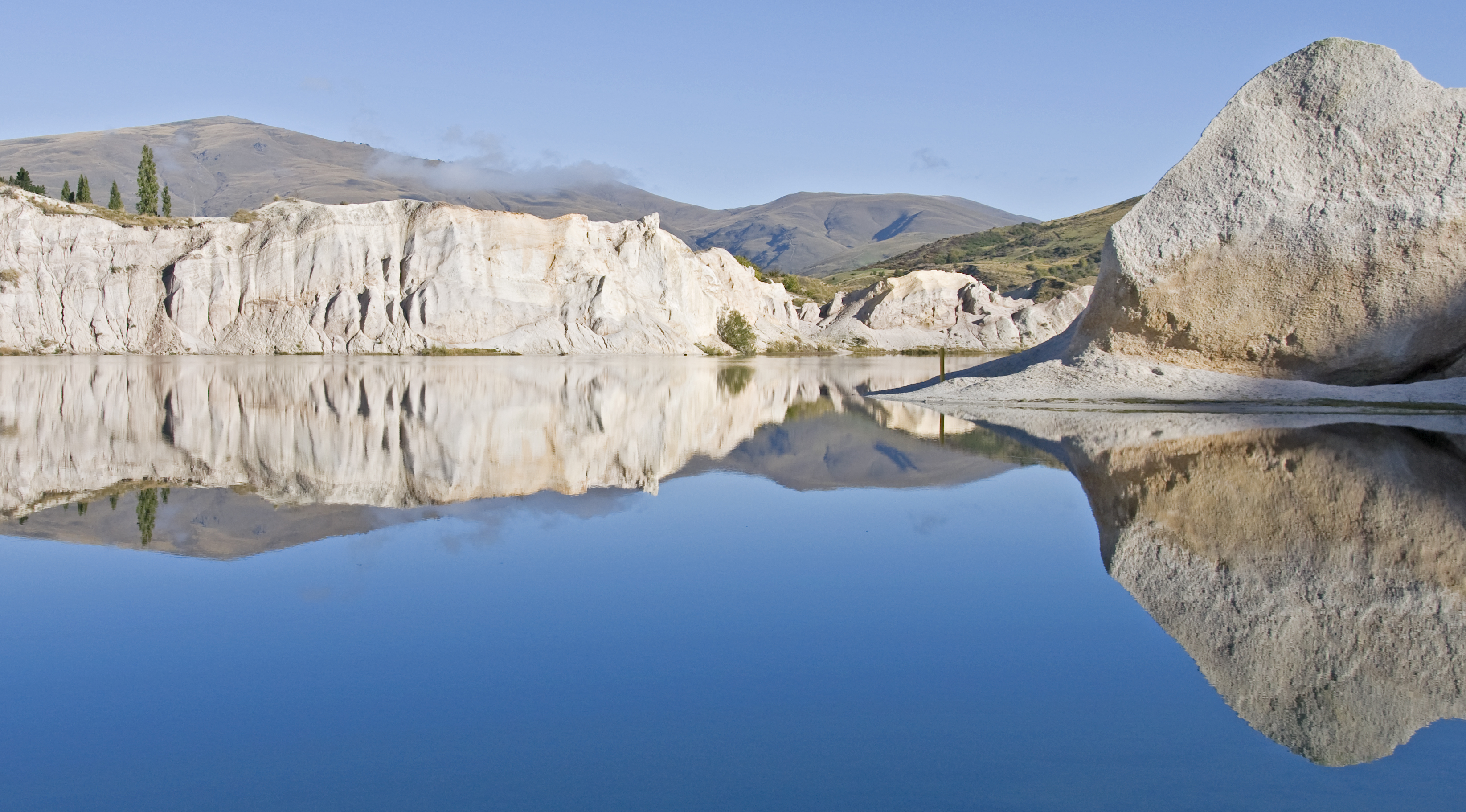 Name:  Blue Lake St Bathans.jpg
Views: 620
Size:  3.16 MB