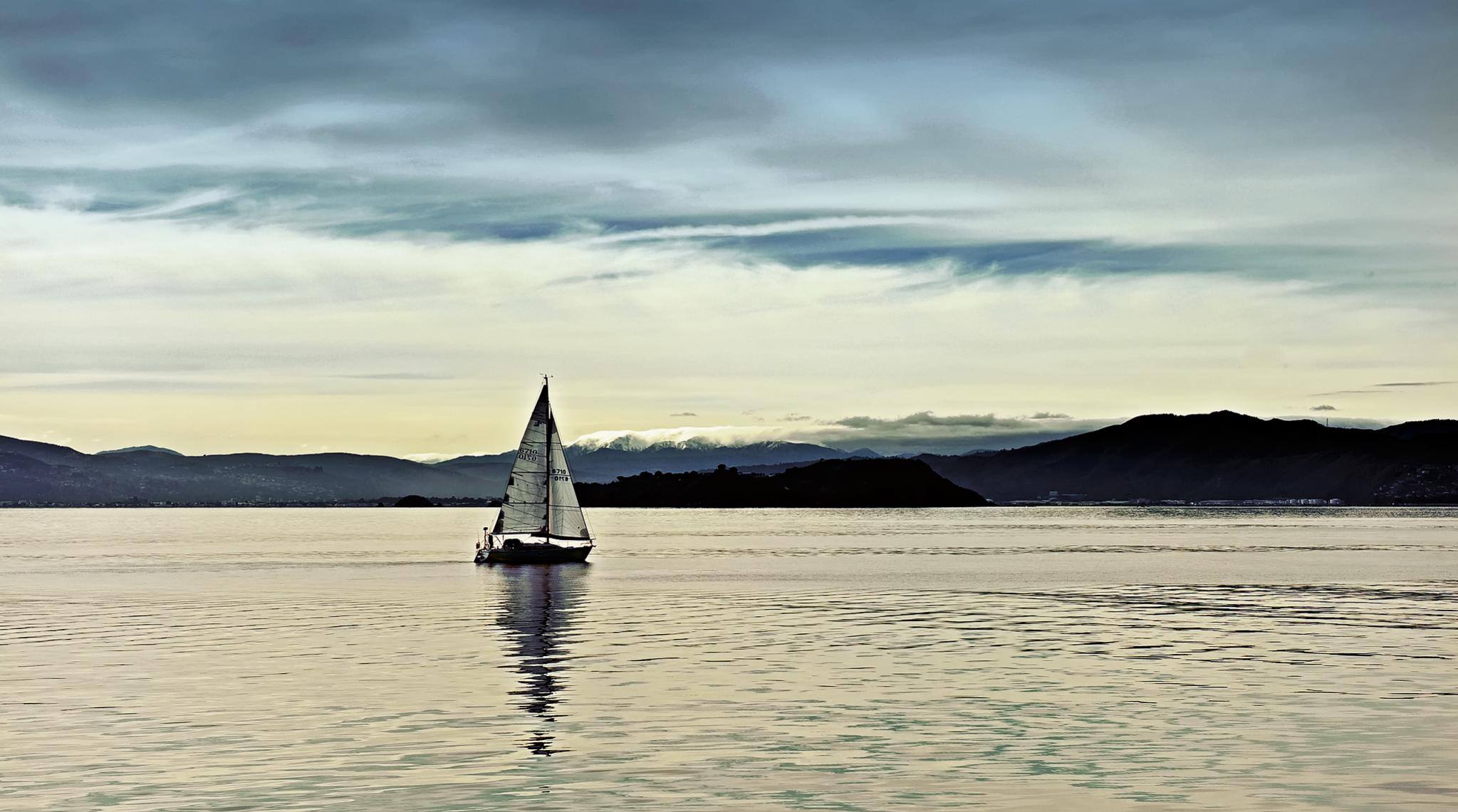 Name:  Yacht.jpg
Views: 1002
Size:  233.8 KB