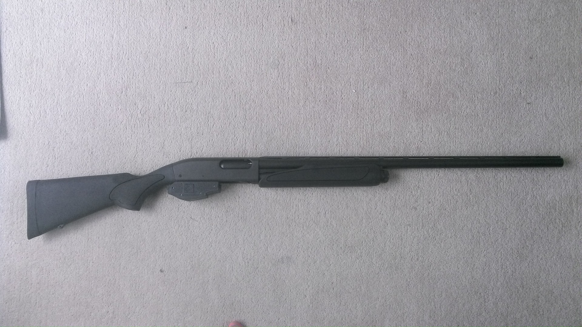 Name:  Remington 870 Pump Action 12g.JPG
Views: 2112
Size:  638.3 KB