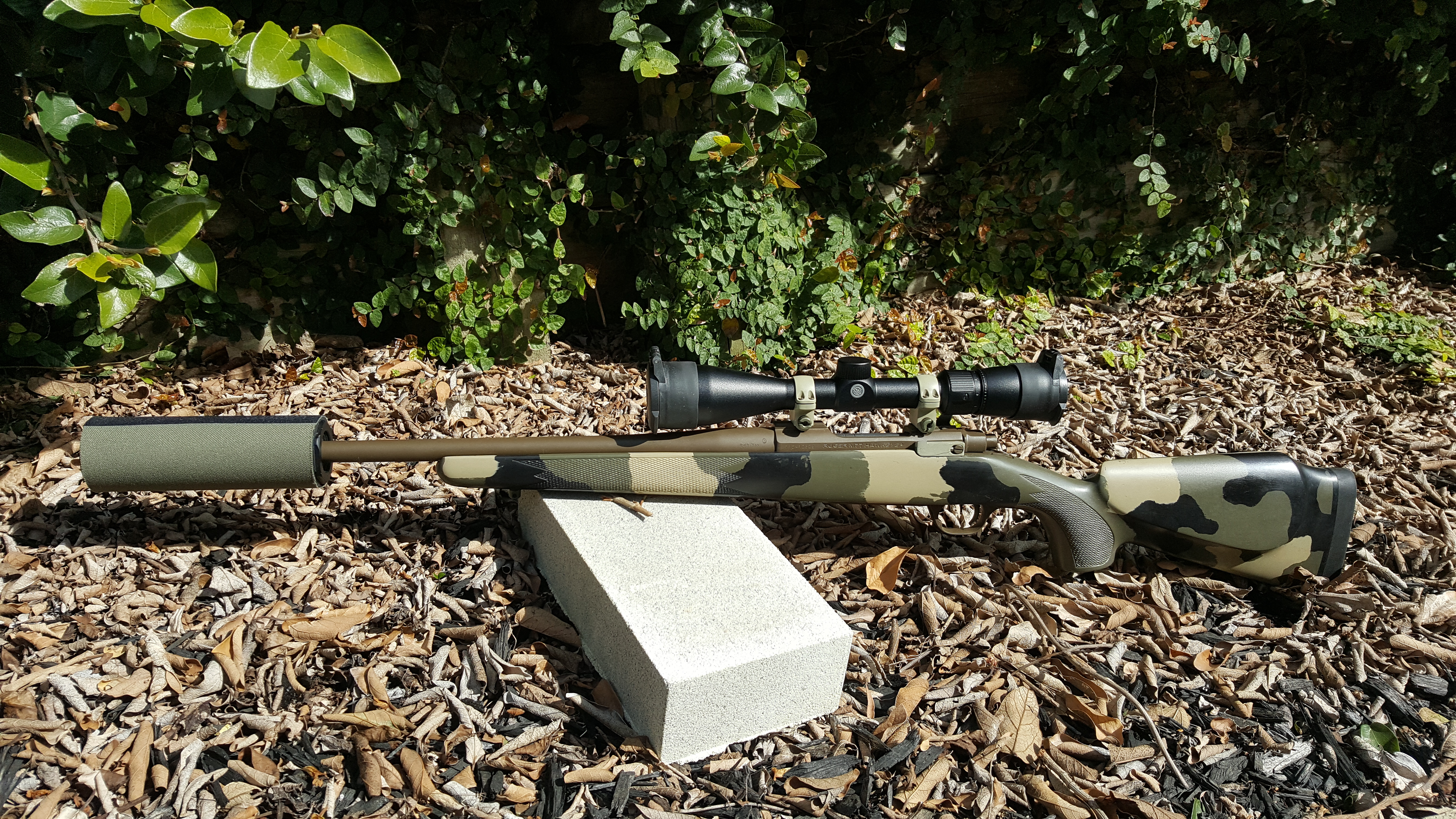 Name:  Ruger M77 Hawkeye McMillan Hunter Stock Vortex Razor HD LH 2-10x40 A-Tec Hertz 87 2.jpg
Views: 614
Size:  7.61 MB