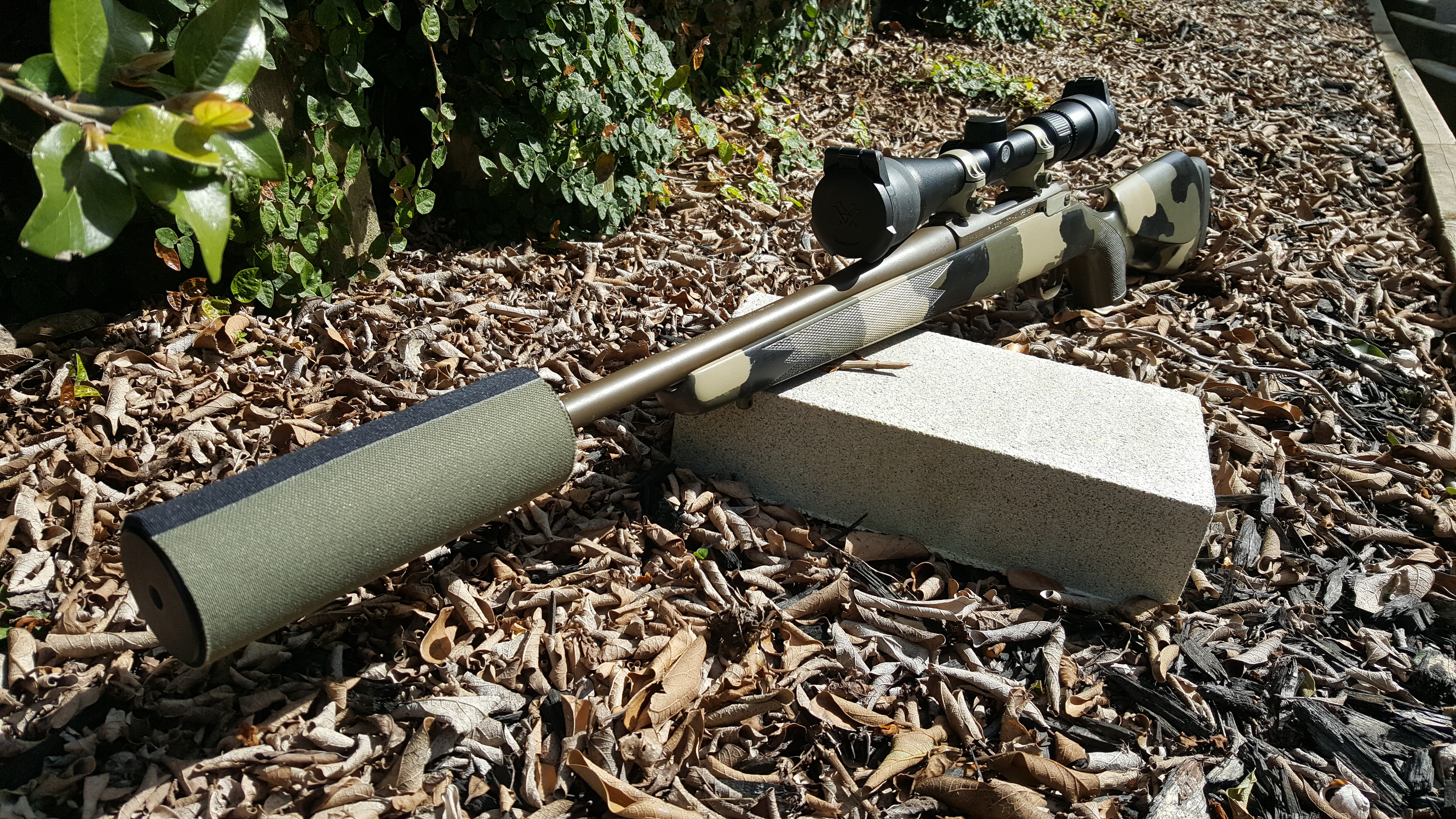 Name:  Ruger M77 Hawkeye McMillan Hunter Stock Vortex Razor HD LH 2-10x40 A-Tec Hertz 87 3.jpg
Views: 541
Size:  7.48 MB