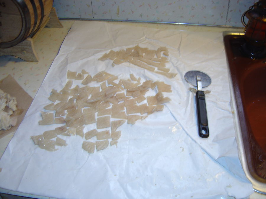 Name:  900x900px-LL-42cf0817_porkrind9.jpeg
Views: 336
Size:  68.1 KB
