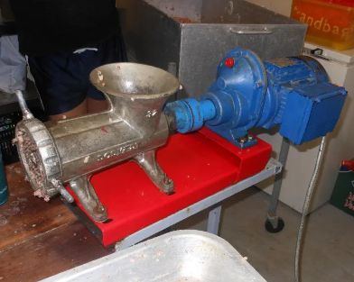 Name:  RED Mincer SML.jpg
Views: 223
Size:  22.8 KB