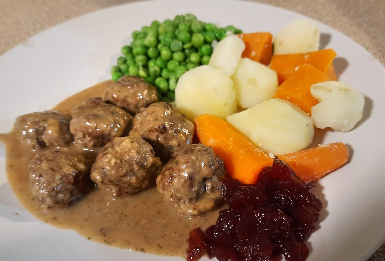Name:  mealball2.jpg
Views: 200
Size:  470.5 KB
