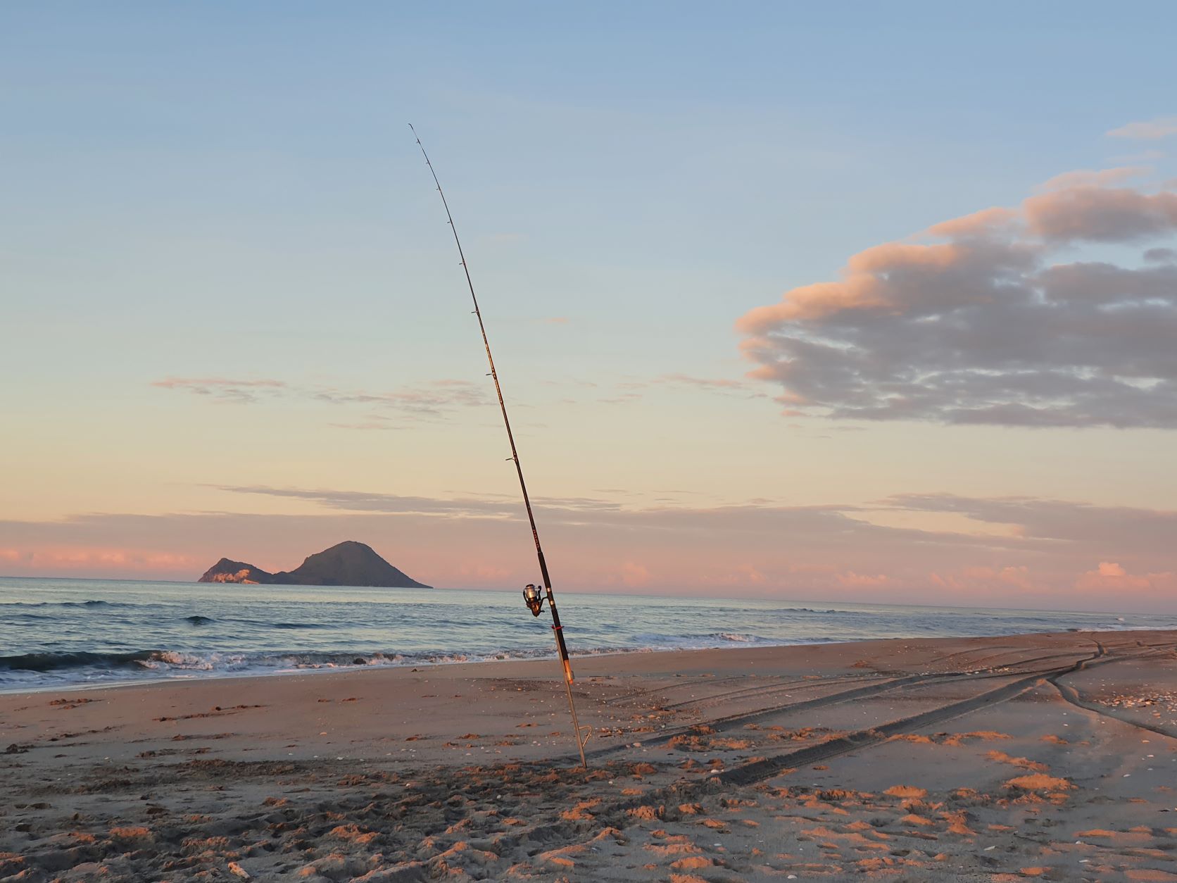 Name:  fishing rod.jpg
Views: 261
Size:  171.3 KB