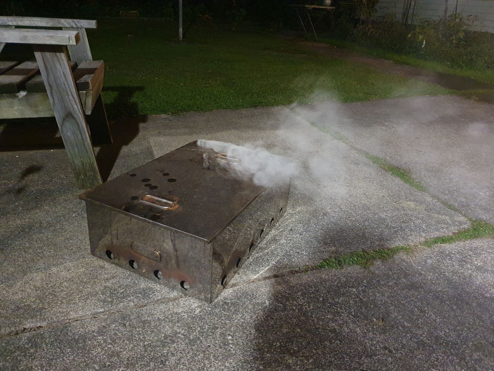 Name:  smoking.jpg
Views: 272
Size:  437.1 KB