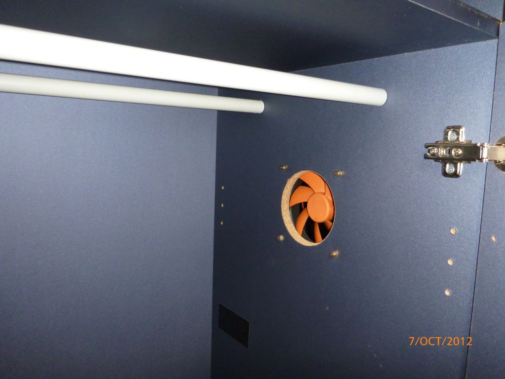 Name:  BiltongDrier3.jpg
Views: 10740
Size:  108.7 KB