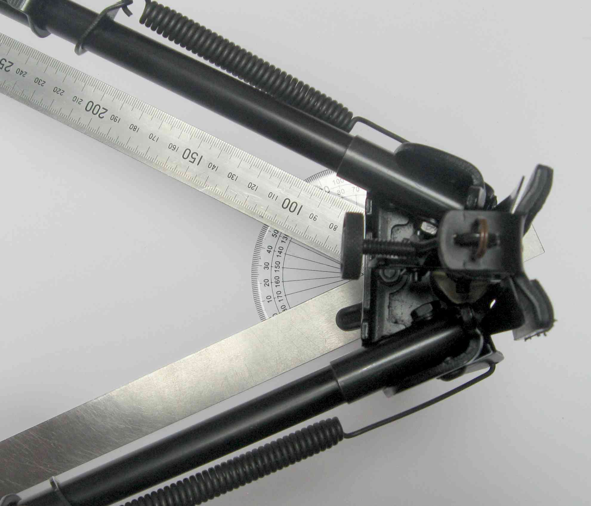 Name:  7.   bipod legs at 52 degrees.jpg
Views: 551
Size:  124.7 KB