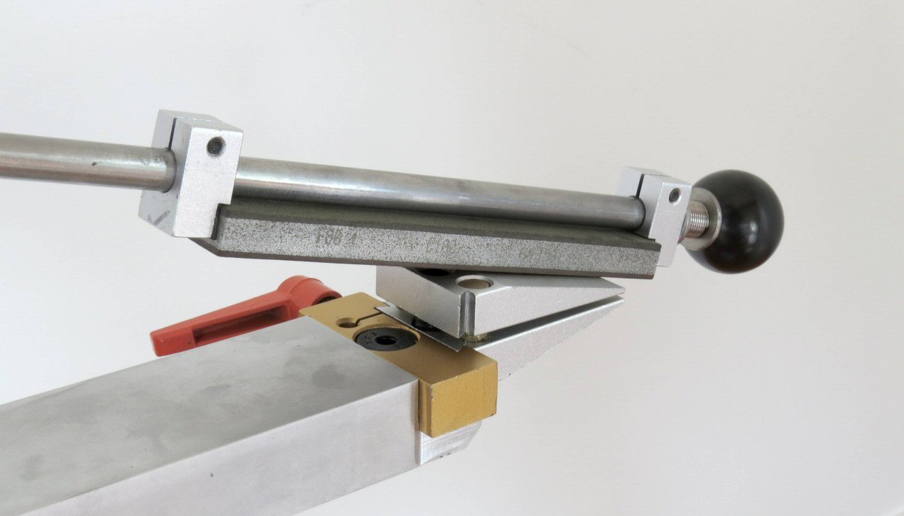 Name:  4.  REDUCED sharpener mk2, handle end.jpg
Views: 483
Size:  84.9 KB