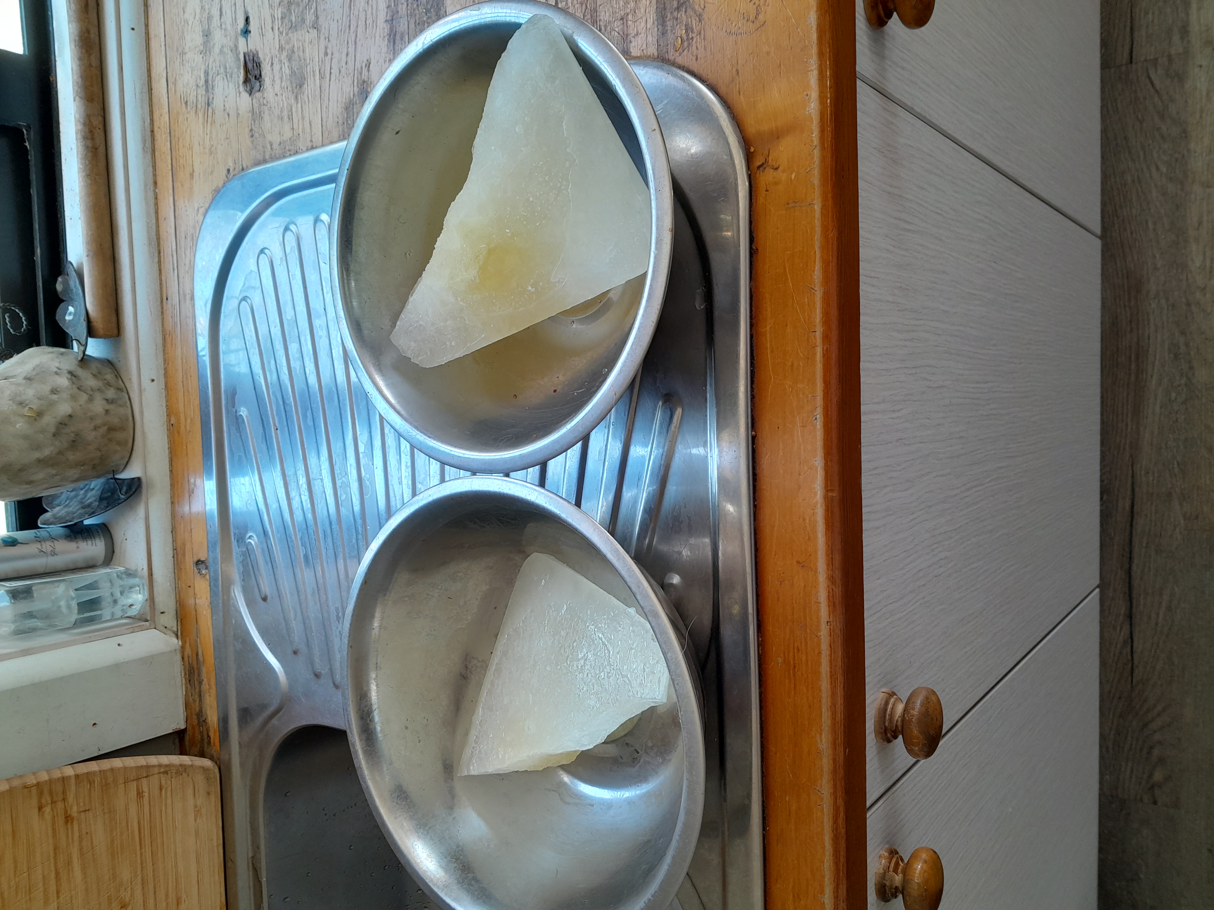 Name:  Ice block in dog bowls.jpg
Views: 615
Size:  2.78 MB